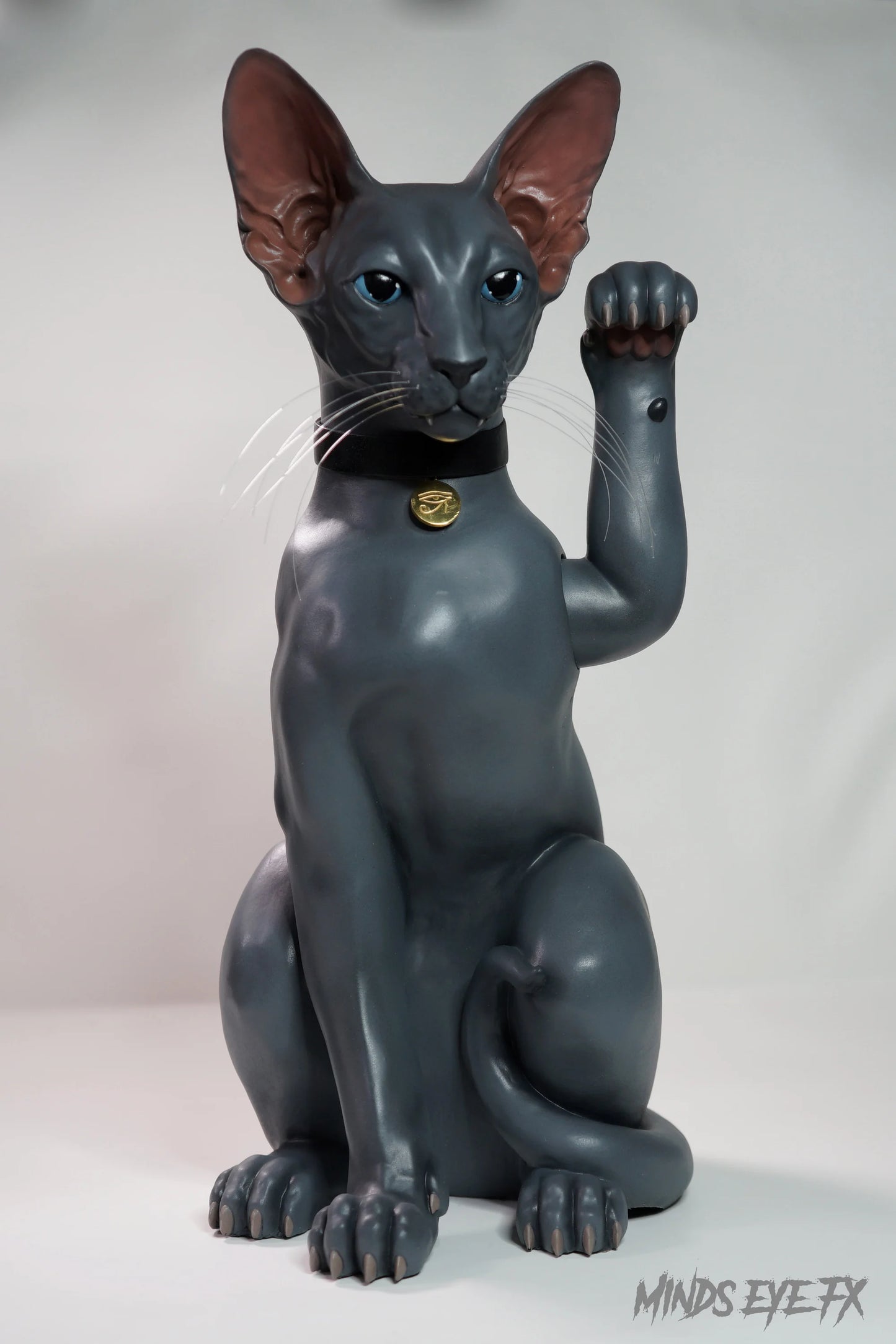 Maneki-Neko (Lucky Cat)