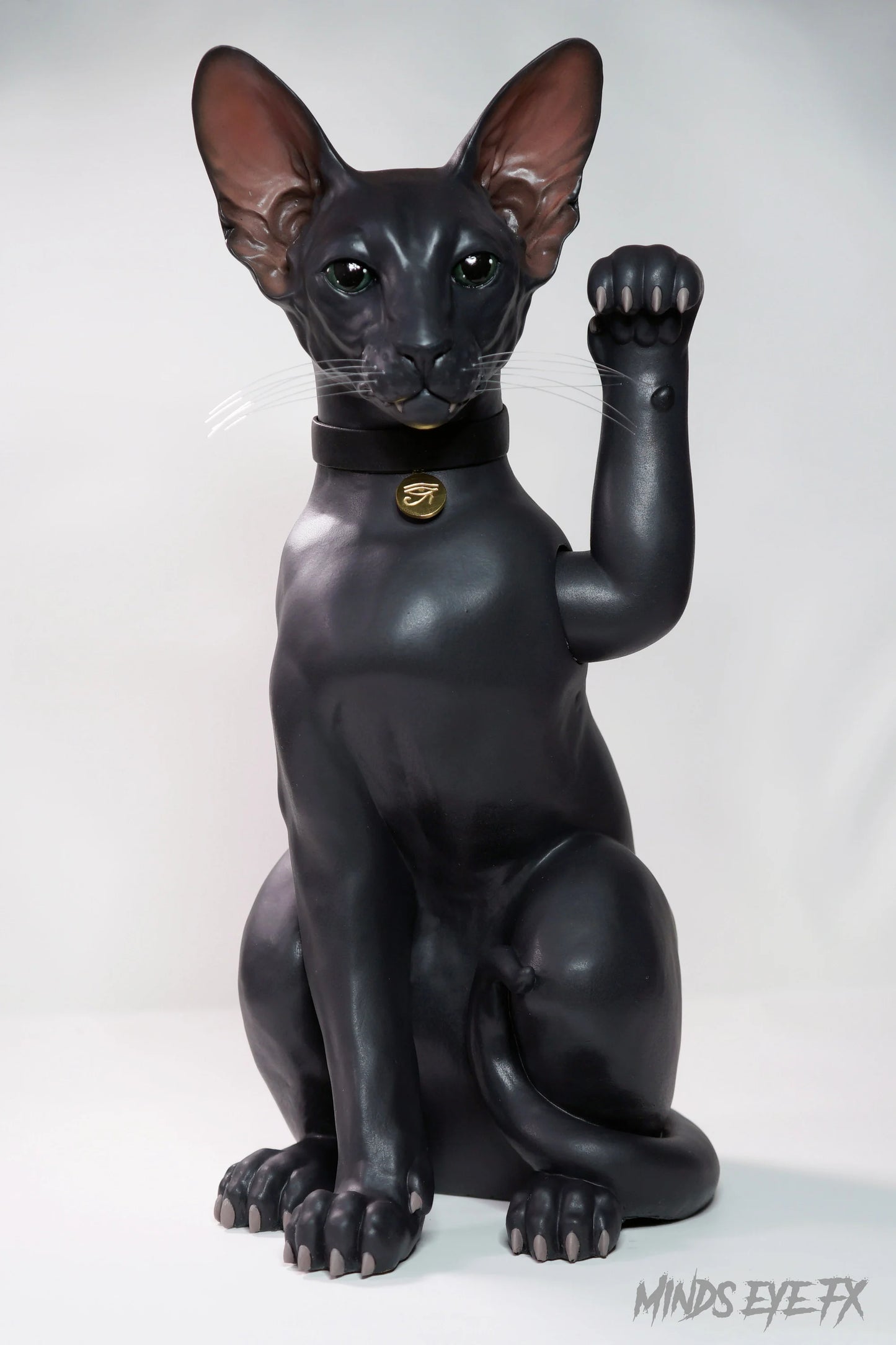 Maneki-Neko (Lucky Cat)