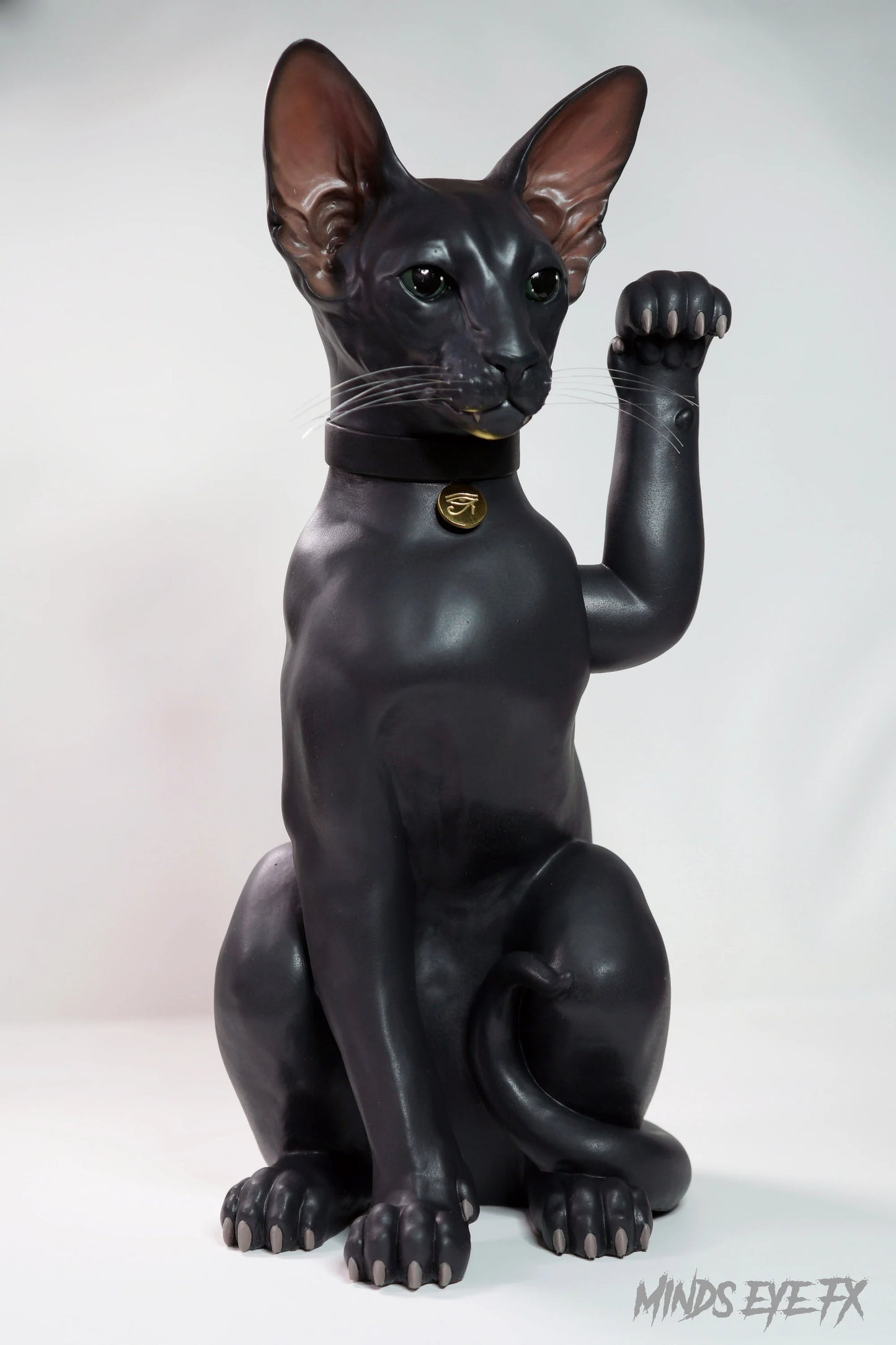 Maneki-Neko (Lucky Cat)