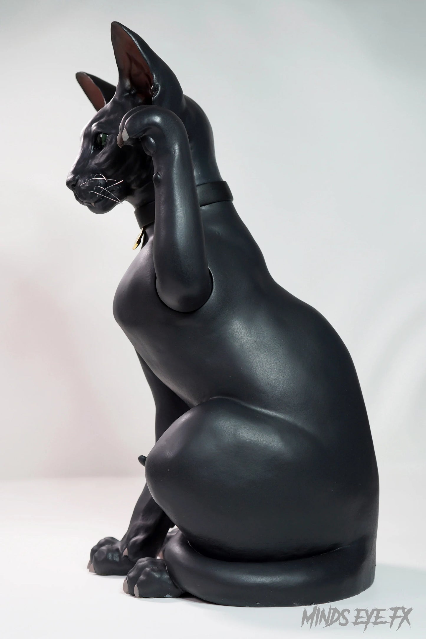 Maneki-Neko (Lucky Cat)